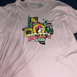 bucees shirt without tag that has never been worn